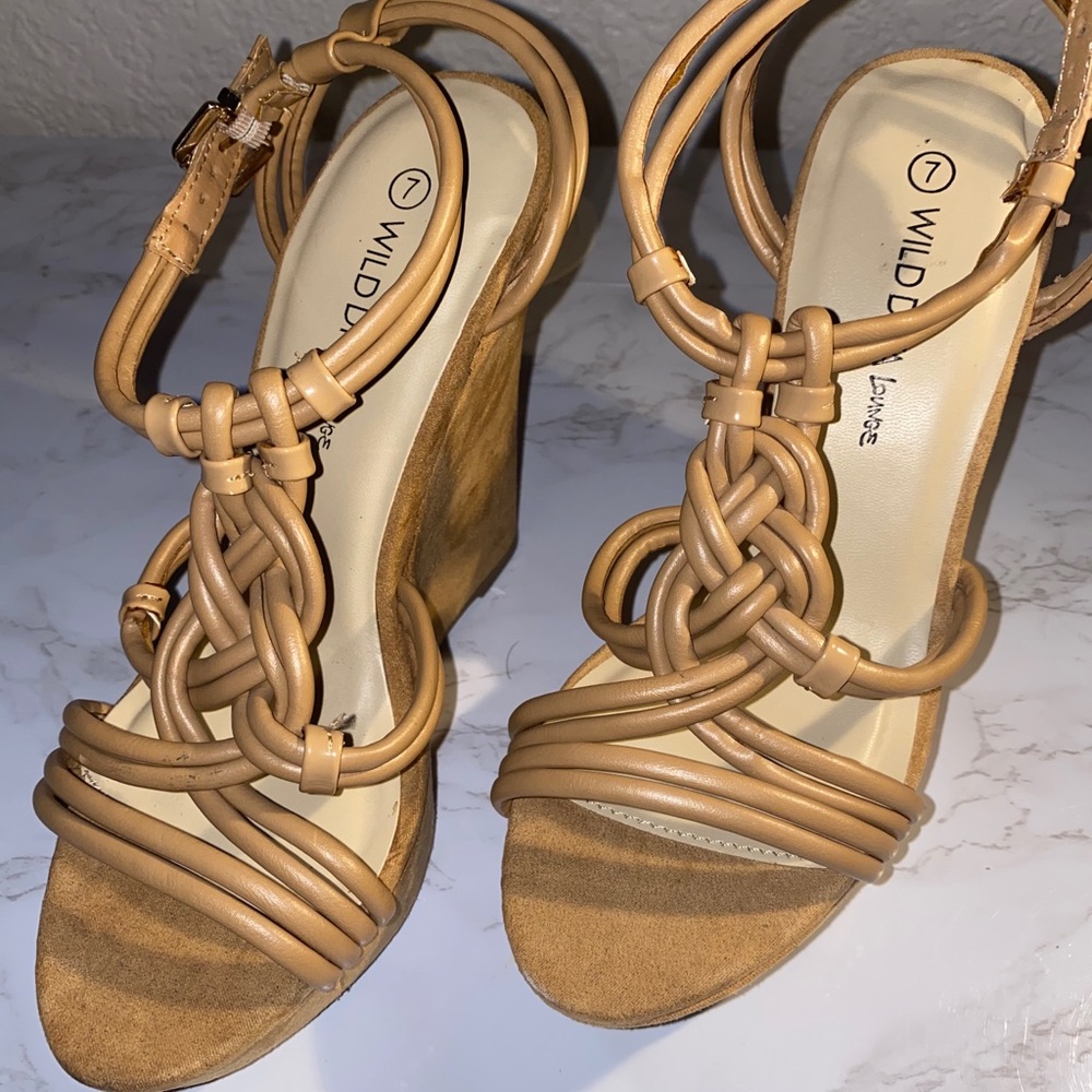 Tan Wedges